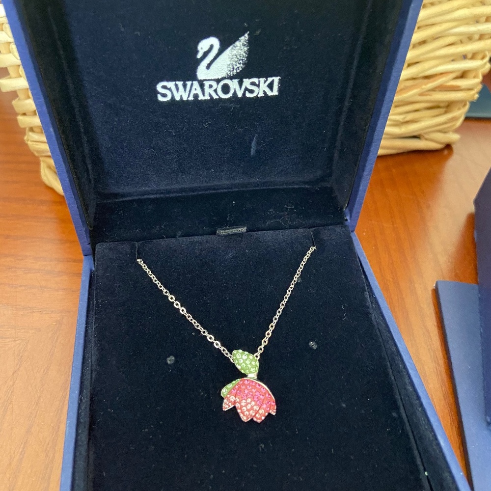 Swarovski Lotus necklace